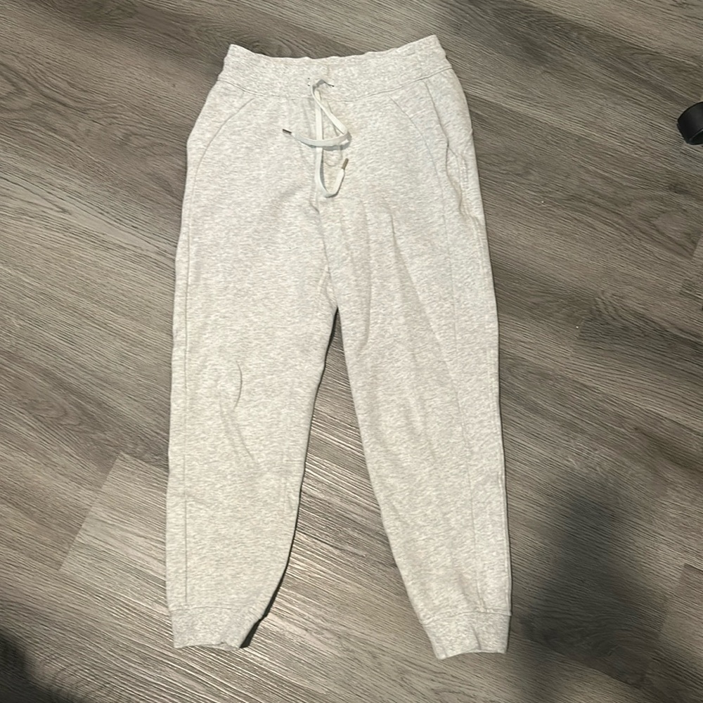 Grey Lululemon Scuba Joggers